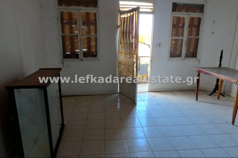 LEFKADA OLD HOUDE